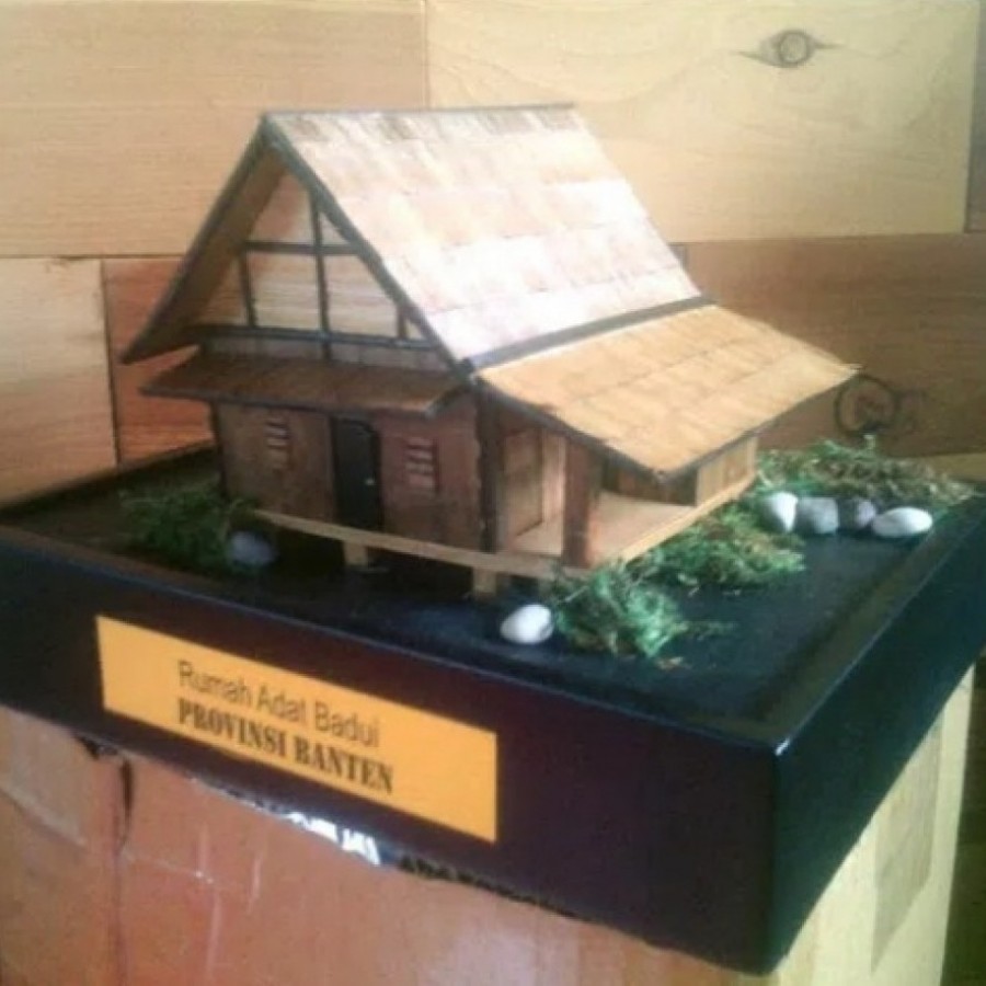 cvotelblogdecvt Miniatur  Rumah Adat Kalimantan Barat